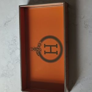 "H" Hermes motif orange tray